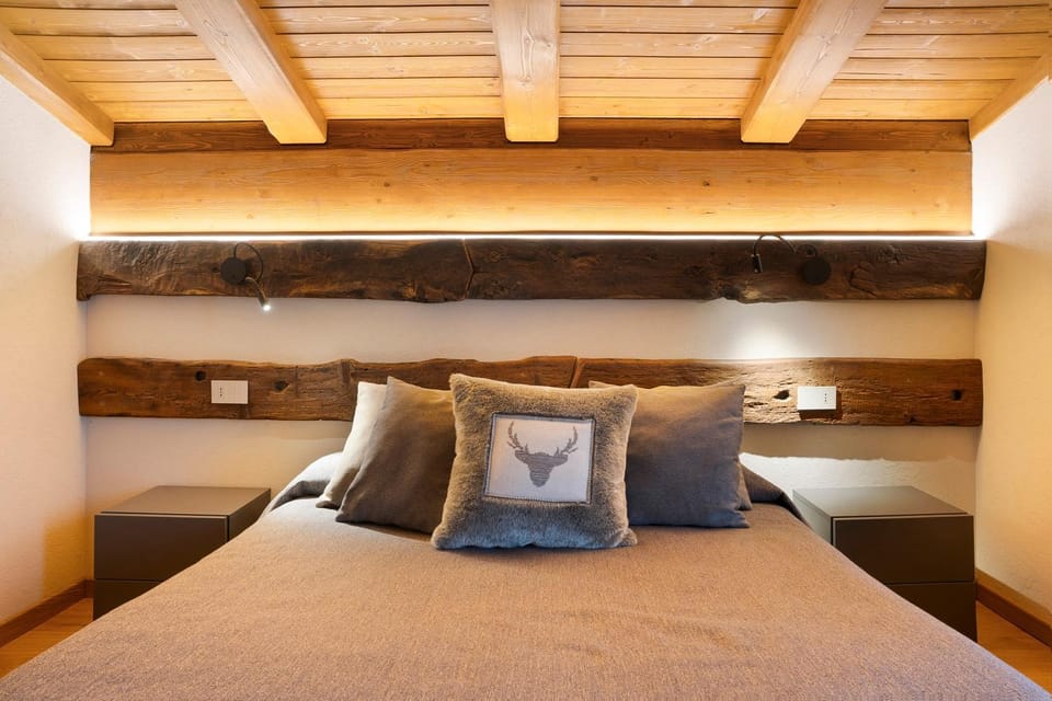 Property building, Living room, Bedroom