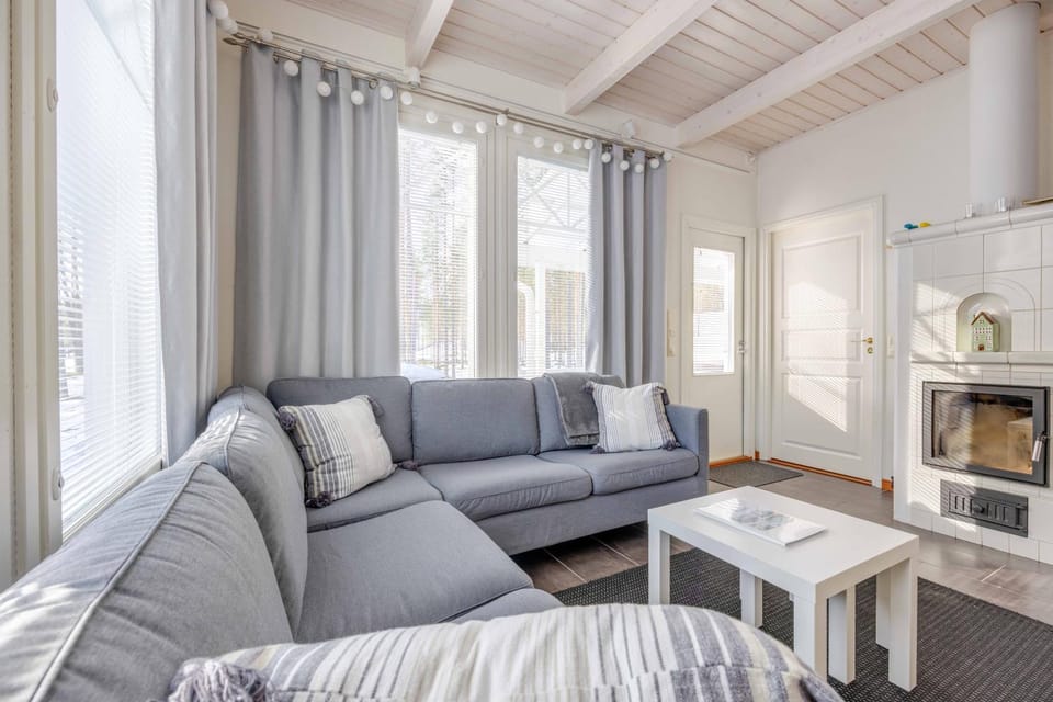 Living room, fireplace