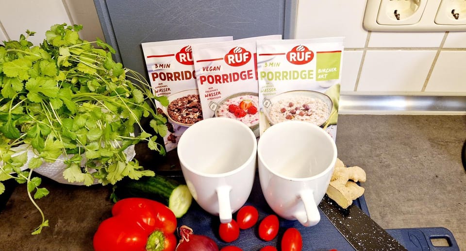 Kitchen or kitchenette, Food and drinks, Food