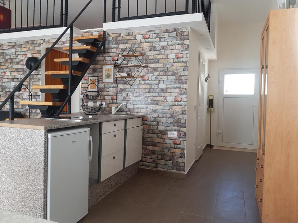 Kitchen or kitchenette, stove