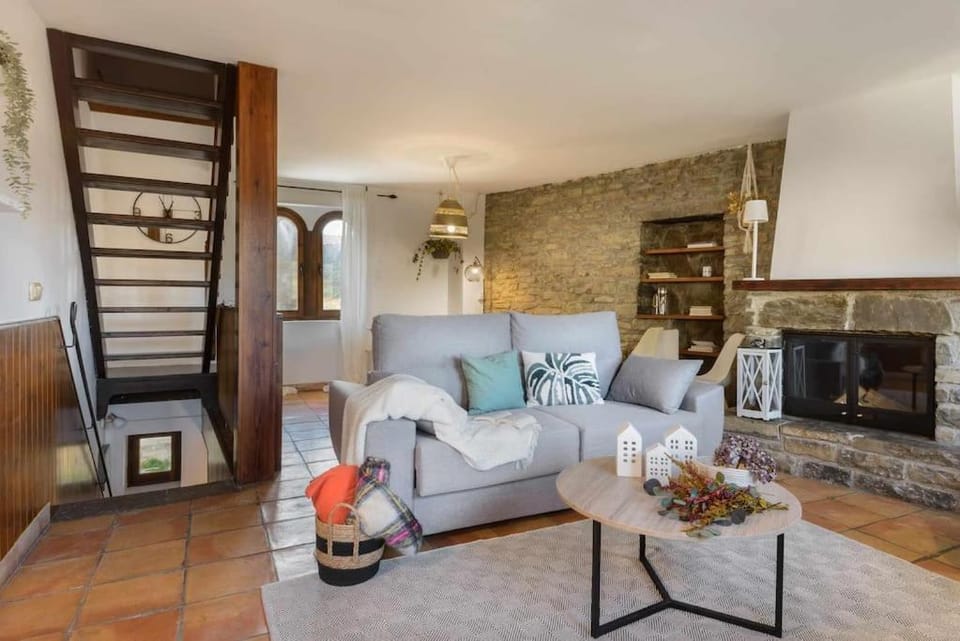 Alojamiento la Atalaya de Araguas House in Aragon