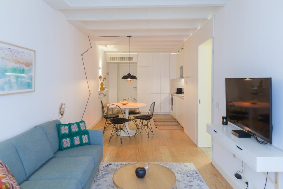 FLH Bairro Alto Balcony with River View Apartment in Lisbon