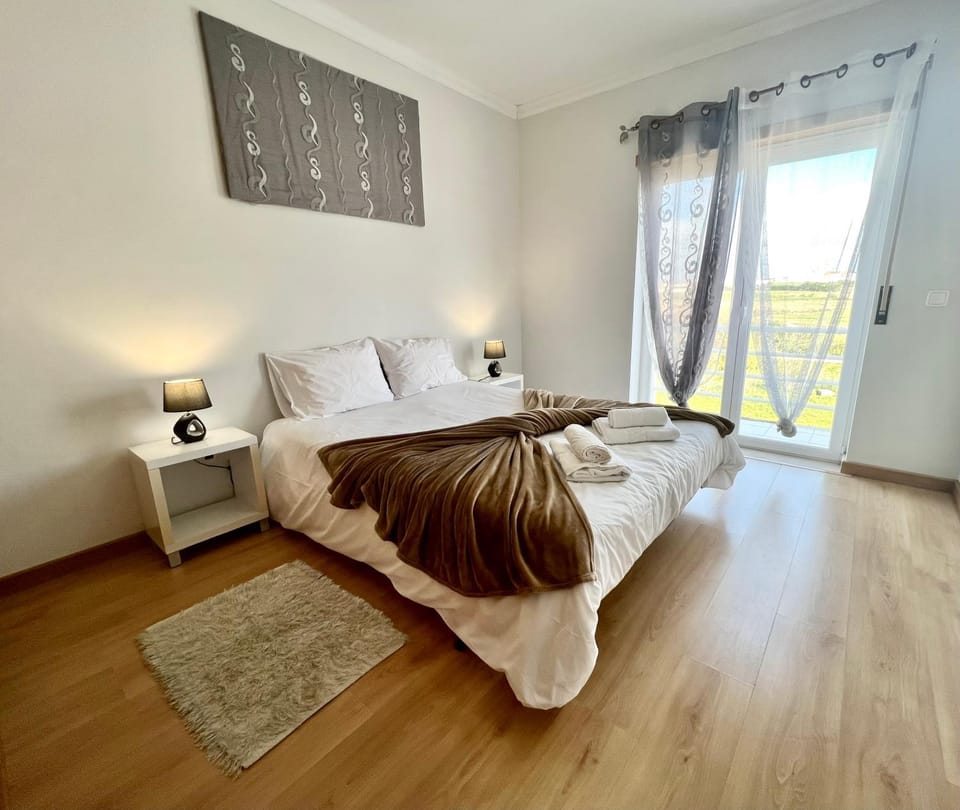 Fantastic 3 bedroom Villa - Peniche - Mer&Surf House in Peniche