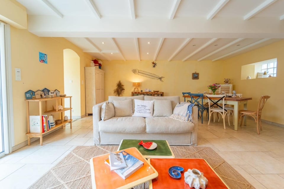 Maison au cœur de la Chaume Garage fermé House in Les Sables-d'Olonne