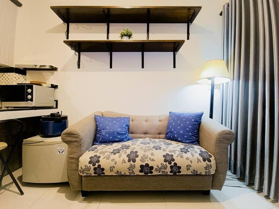 Communal lounge/ TV room, Seating area
