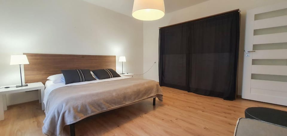 Apartamenty Bystrzycka 63 Apartment in Lower Silesian Voivodeship