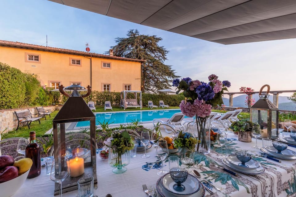 Villa Borbone in Pieve S. Stefano, Lucca Villa in Lucca