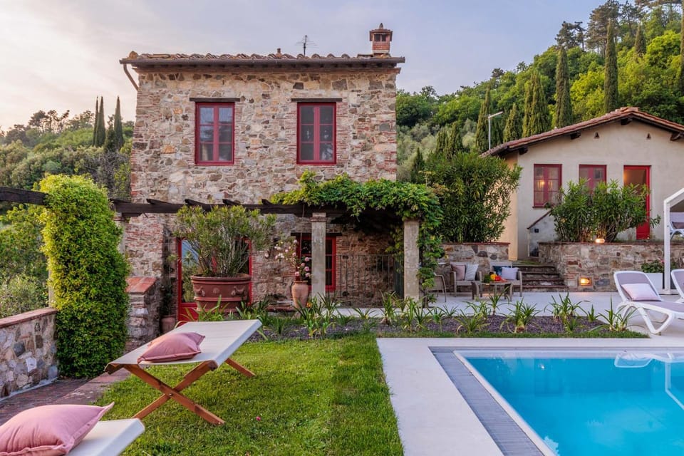Villa Borbone in Pieve S. Stefano, Lucca Villa in Lucca