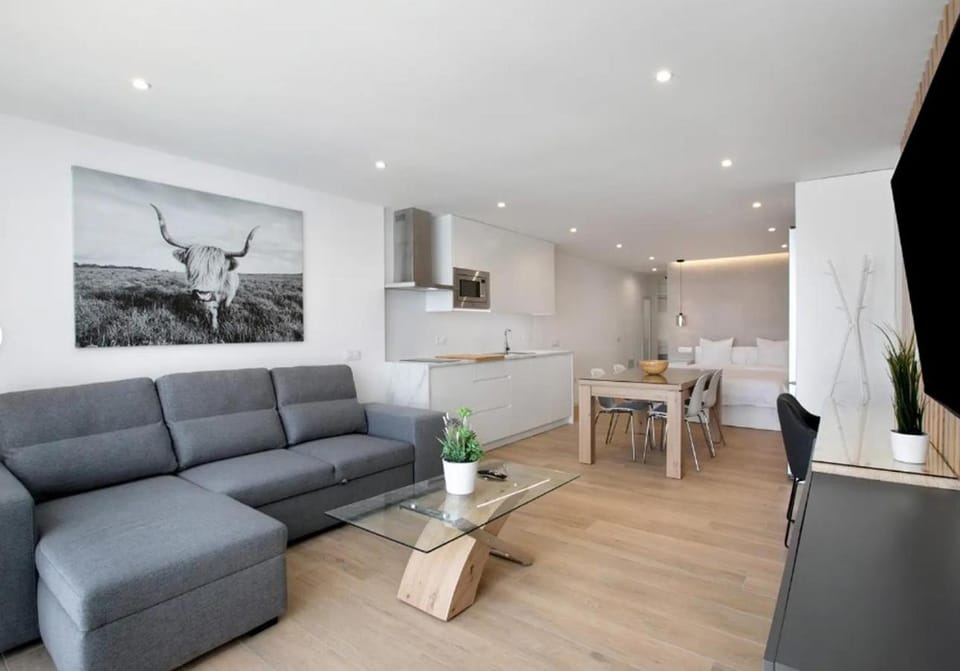 Kitchen or kitchenette, Living room, Dining area