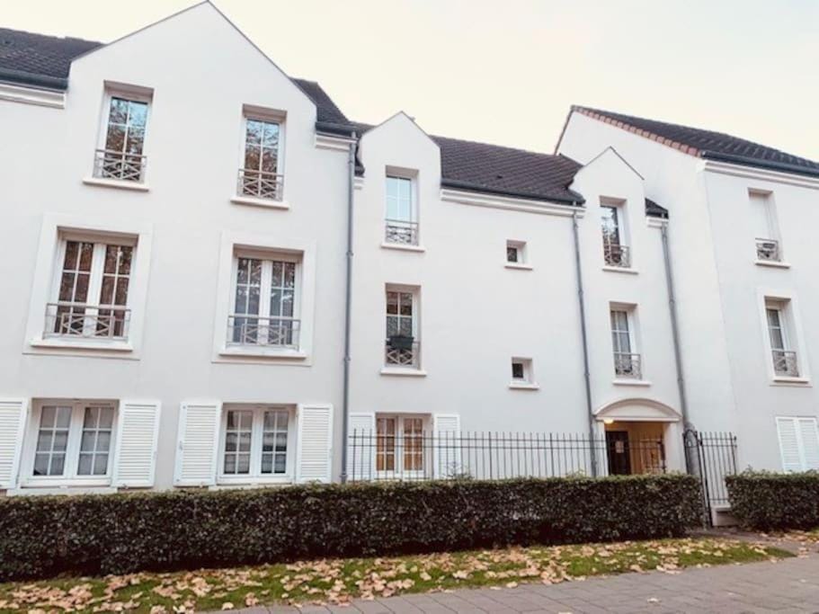 Superbe appartement proche Disney Apartment in Bussy-Saint-Georges