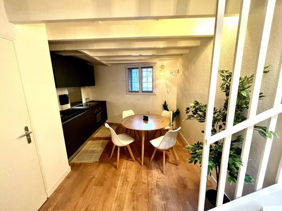 Cosy T3 proche gare et Nansouty Apartment in Bordeaux