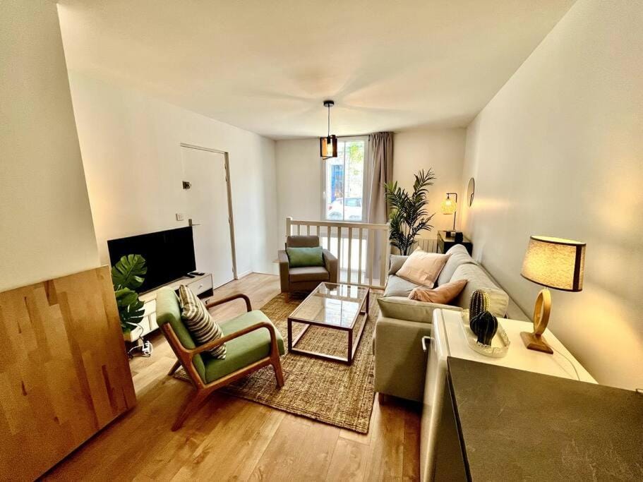 T3 souplex entre gare & Nansouty Apartment in Bordeaux