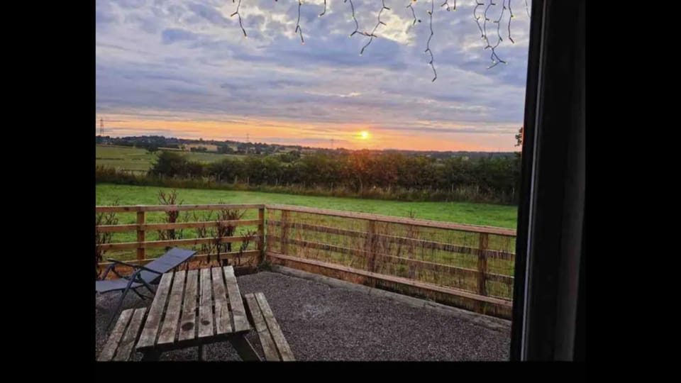 Springwood cabin Cabin in Wakefield