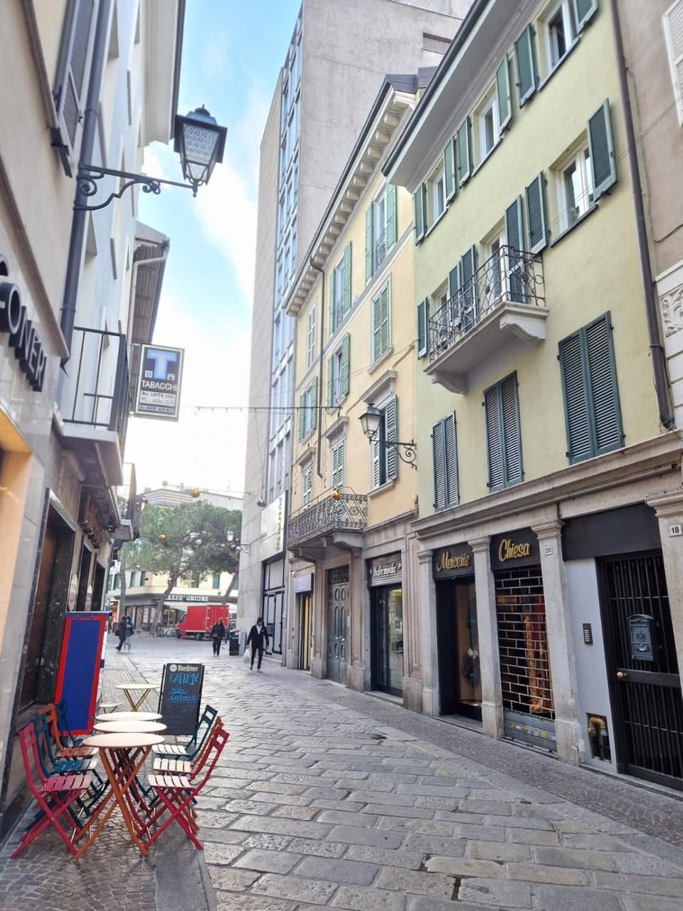 Neighbourhood, City view, Street view, Location
