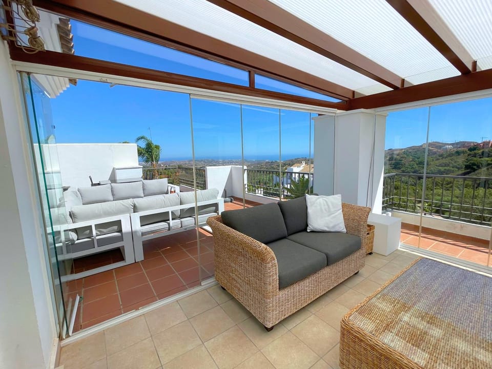 Natural landscape, View (from property/room), Balcony/Terrace, Seating area, Mountain view