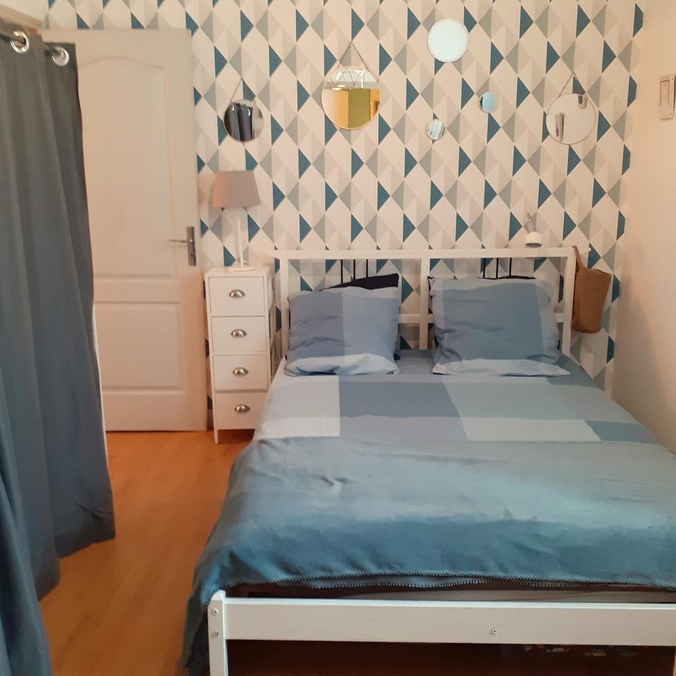 Bed, Bedroom, storage