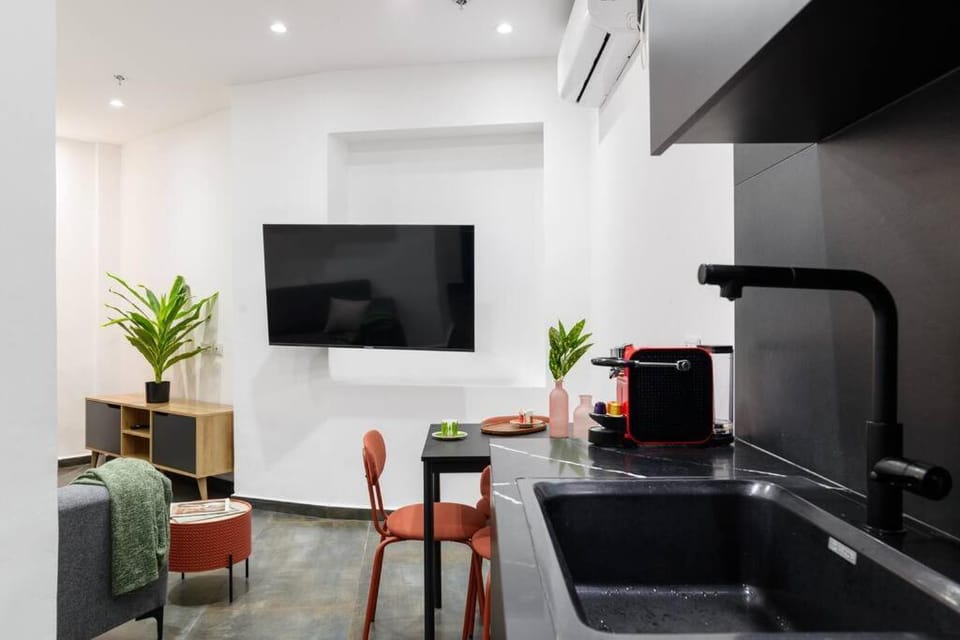 TV and multimedia, Kitchen or kitchenette, Seating area, Dining area, minibar, pet friendly, stove