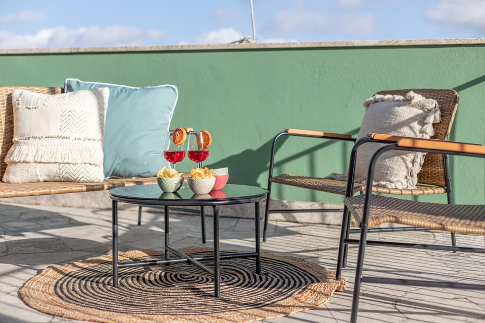 Balcony/Terrace, Dining area