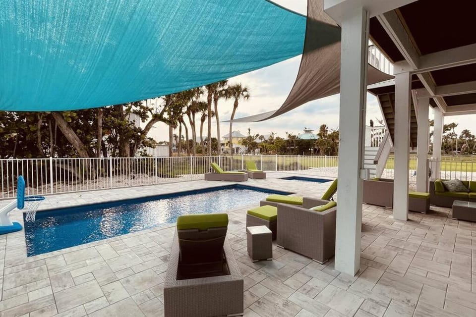 Island Retreat: Your Exclusive Oasis Awaits House in North Captiva Island
