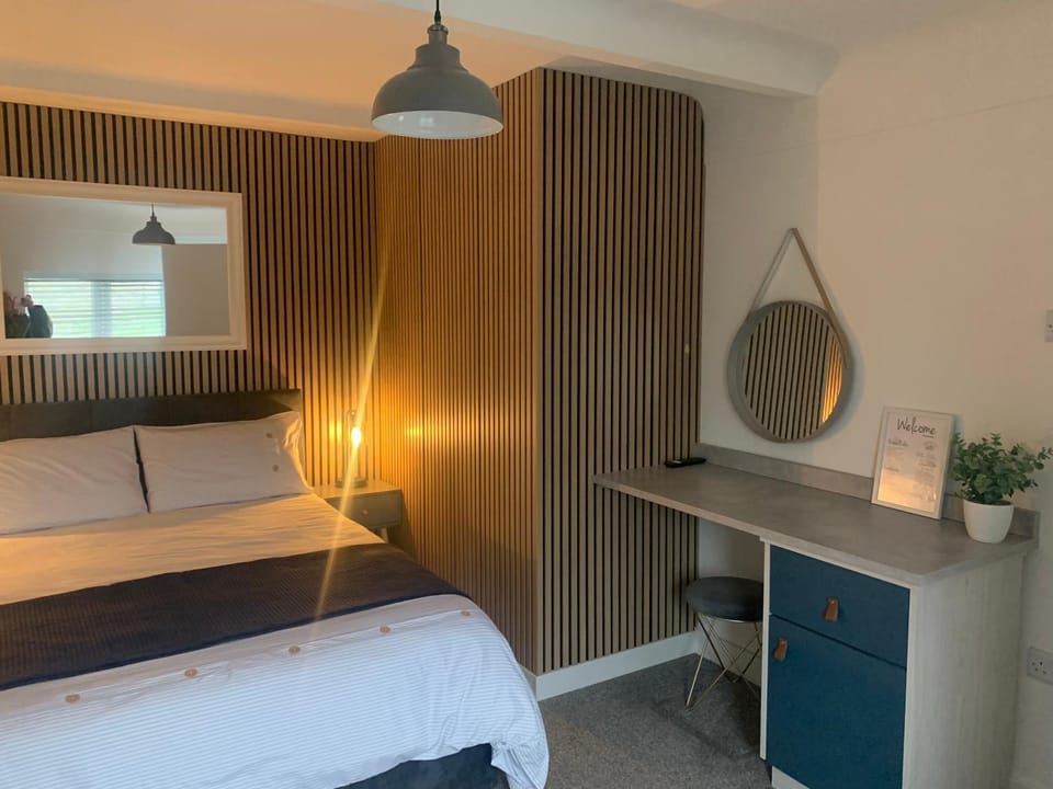 Wayside farmhouse stay House in Ellesmere Port