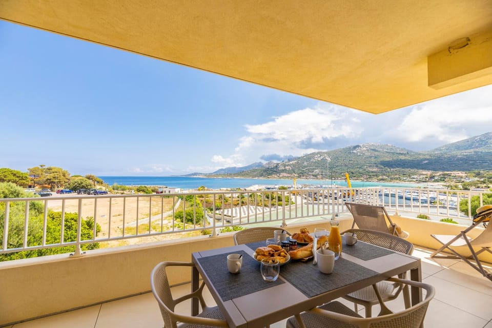 Patio, Sea view