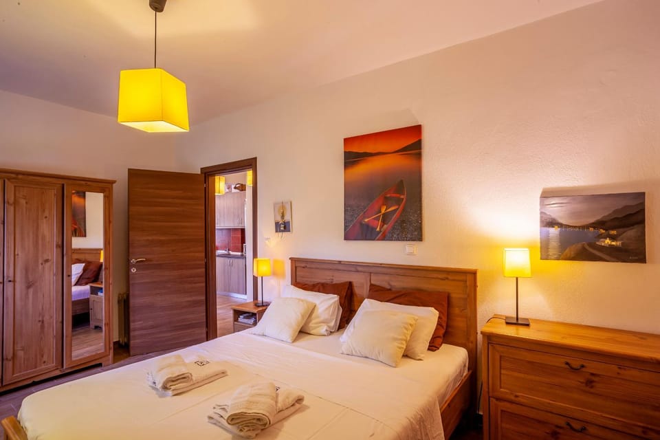 Bed, Bedroom, wardrobe