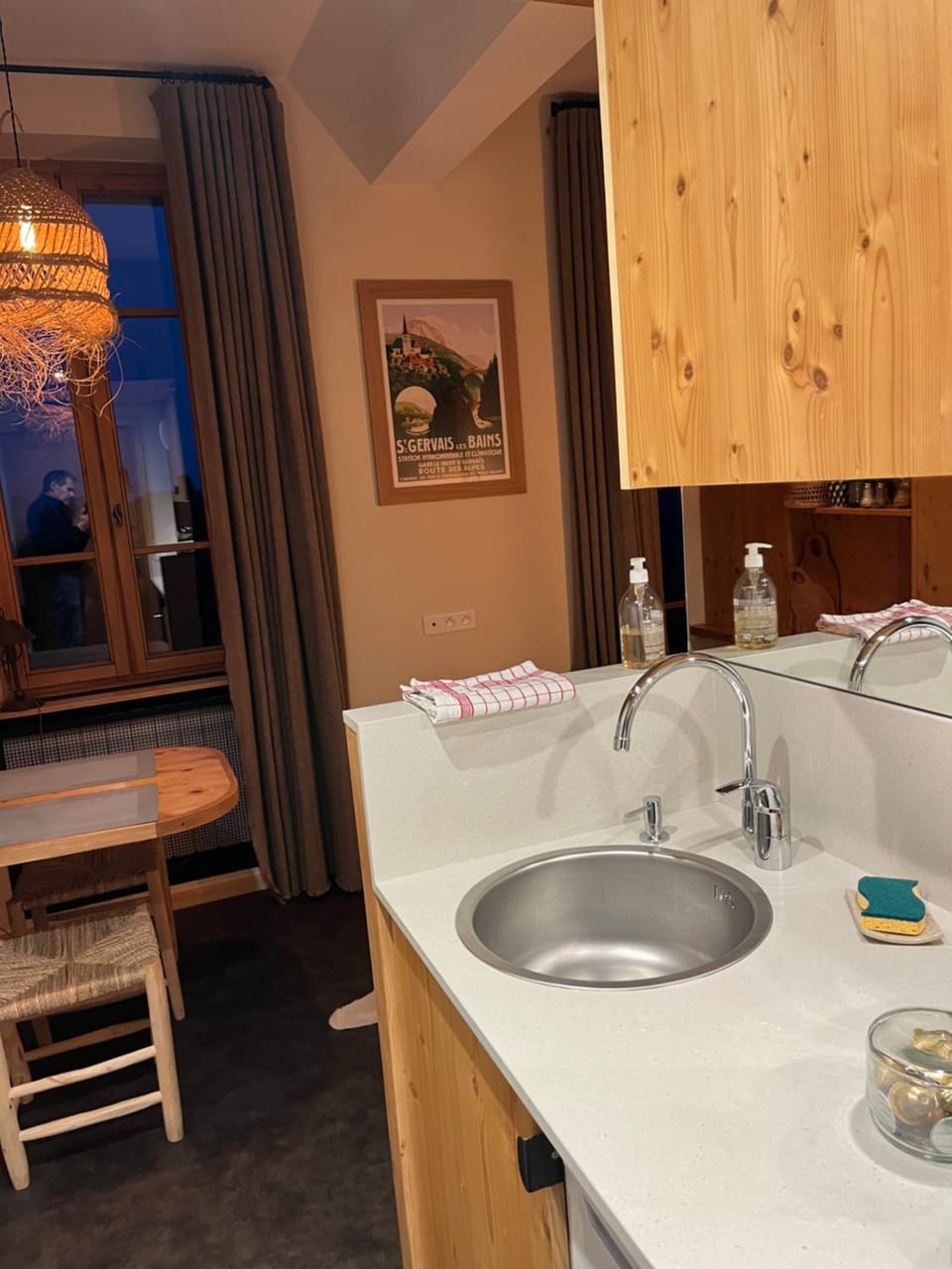 Kitchen or kitchenette
