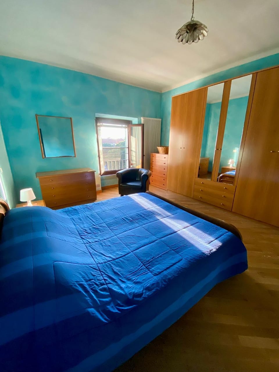 Bed, Photo of the whole room, Bedroom, wardrobe