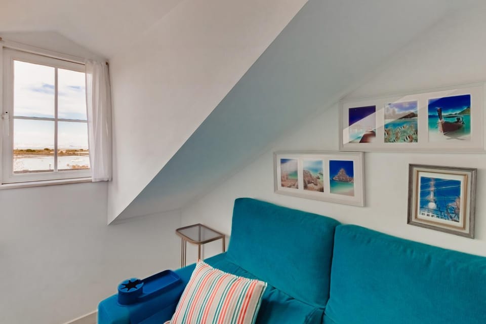 River view, Sea view