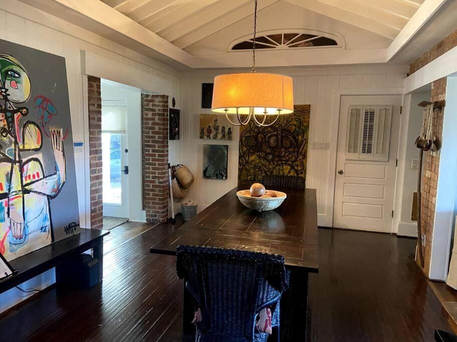 Modern Farmhouse Escape House in Matthews