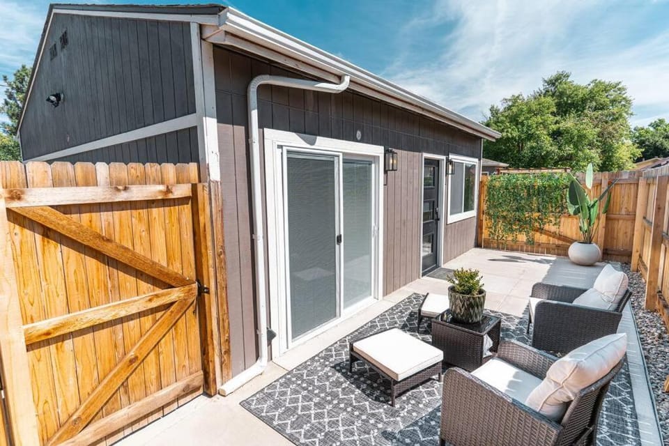 Property building, Patio