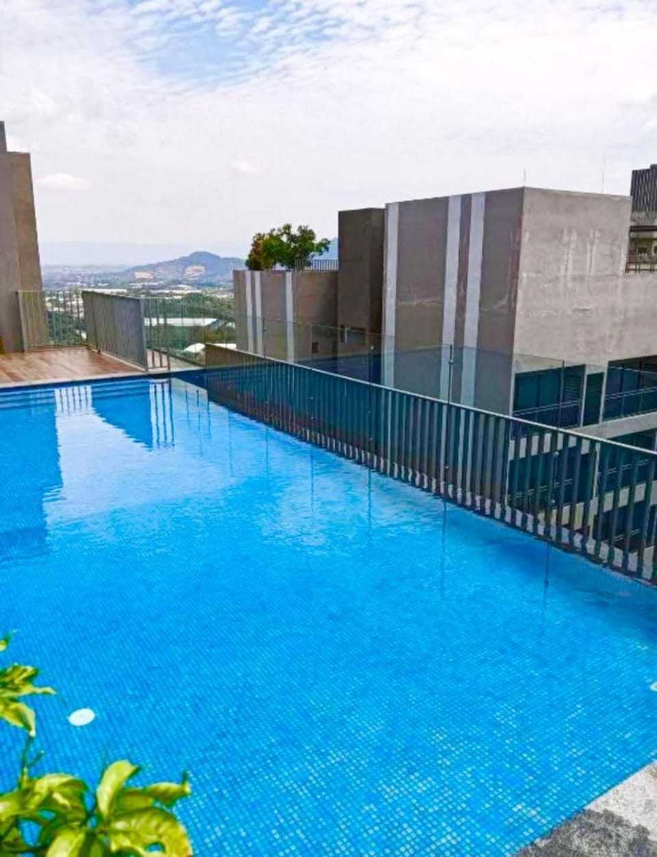 Youth City 2 Bedroom Suites with Rooftop Pool Nilai by D'KAY HOMES, near USIM KLIA Apartment in Negeri Sembilan, Malaysia