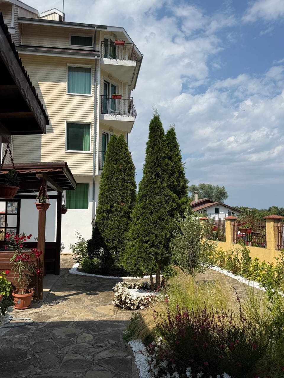 Семеен хотел САМИ Hotel in Varna Province