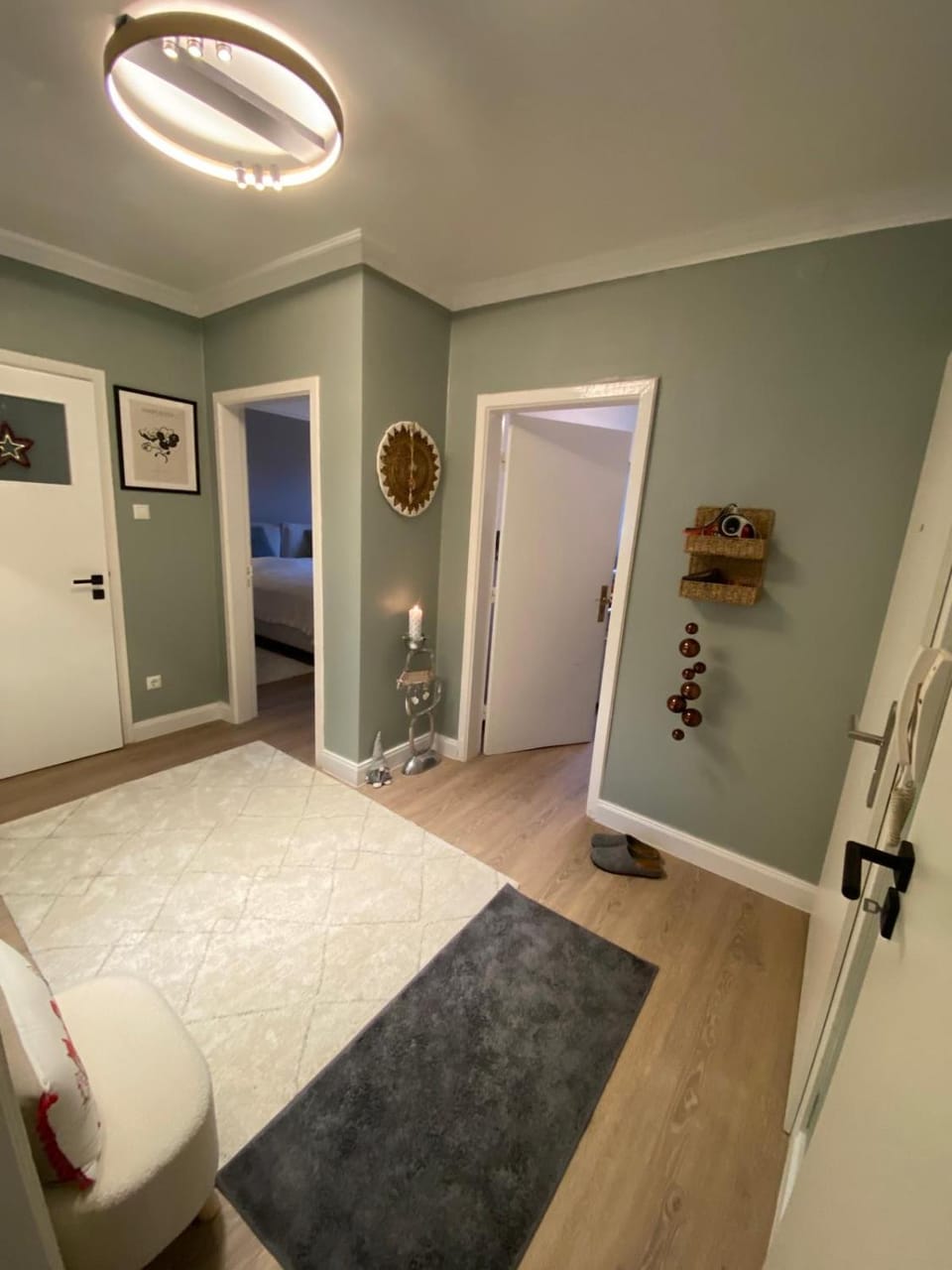 Photo of the whole room