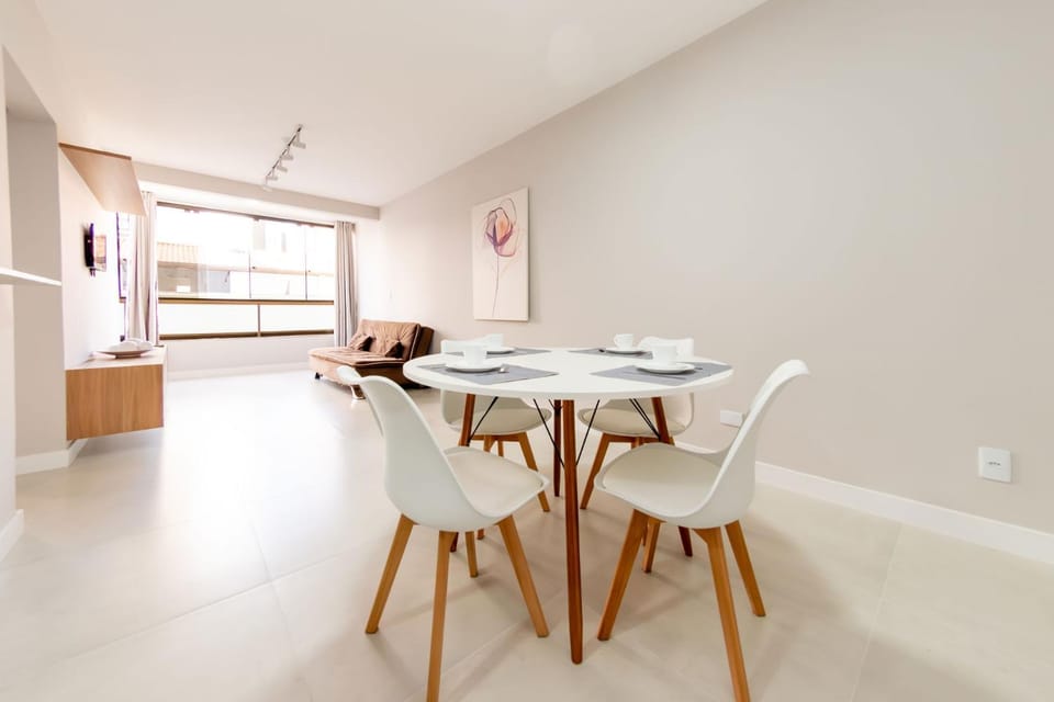 Custo Benefício c/ Garagem na Quadra do Mar AD6033 Apartment in Camboriú