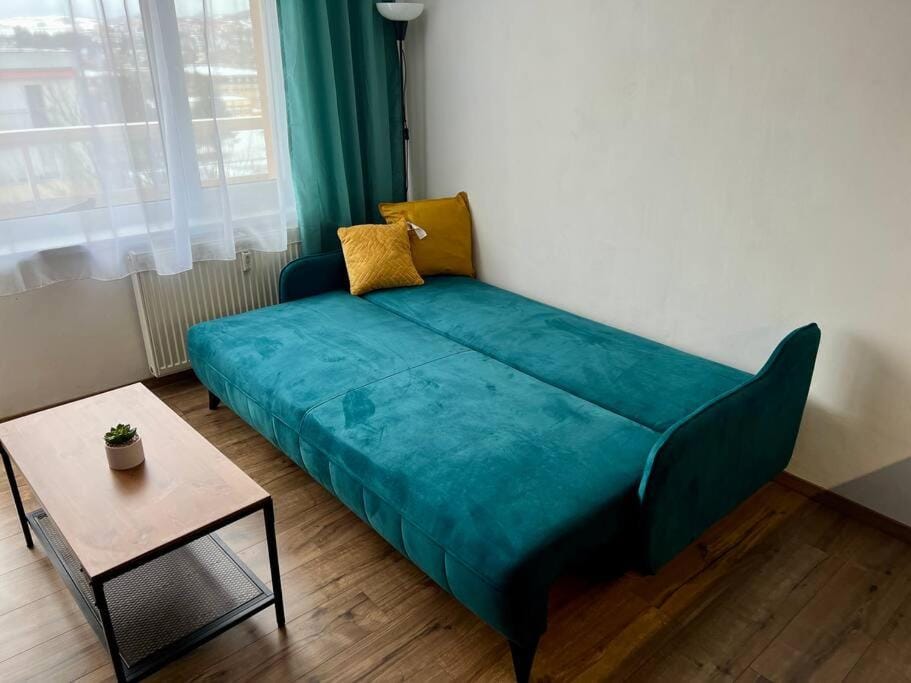 Living room, Photo of the whole room