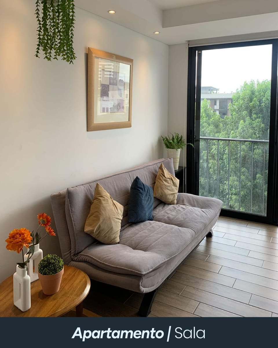 Inara 1 - Apartamento grande cerca del aeropuerto - Zona 13 de la Ciudad de Guatemala Apartment in Guatemala City