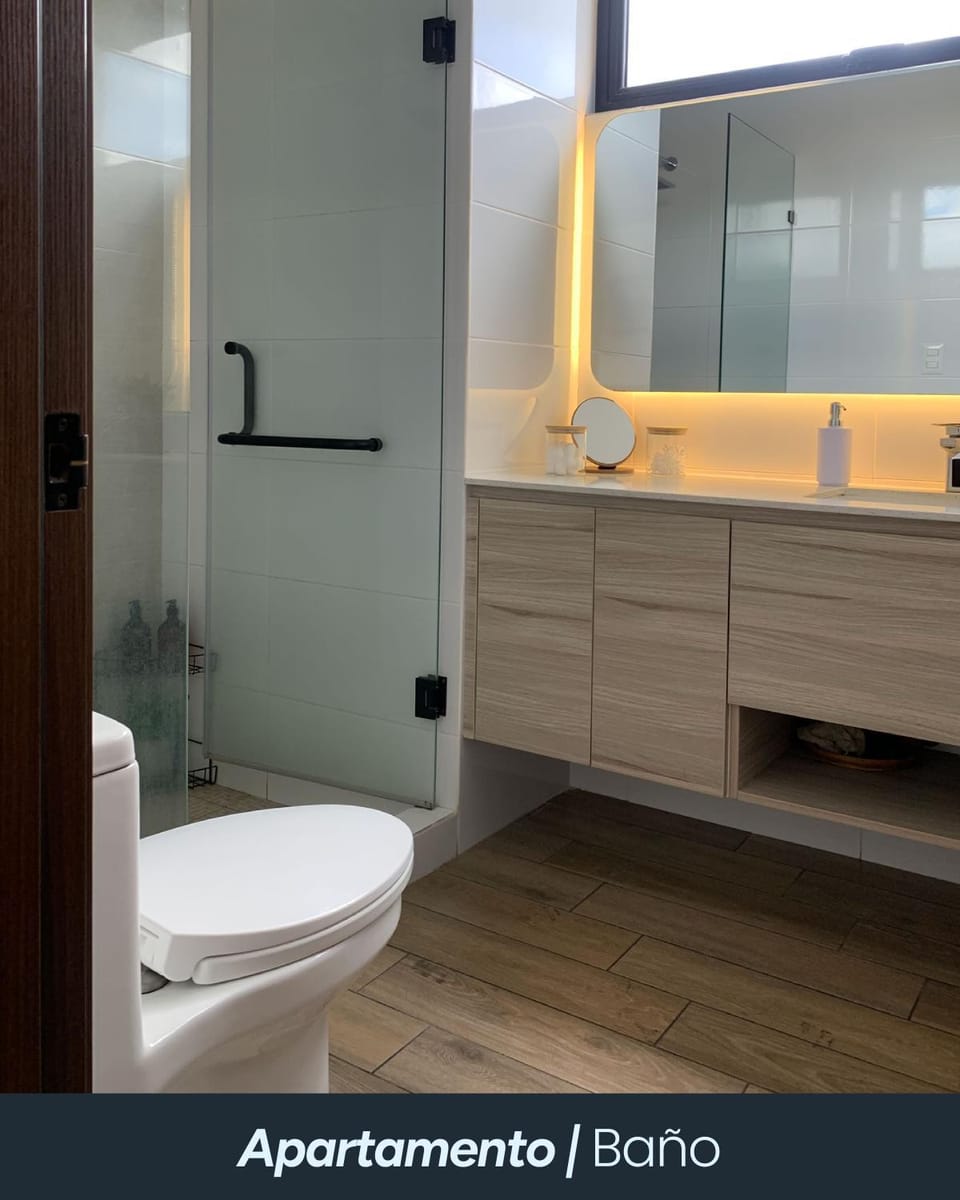 Inara 1 - Apartamento grande cerca del aeropuerto - Zona 13 de la Ciudad de Guatemala Apartment in Guatemala City