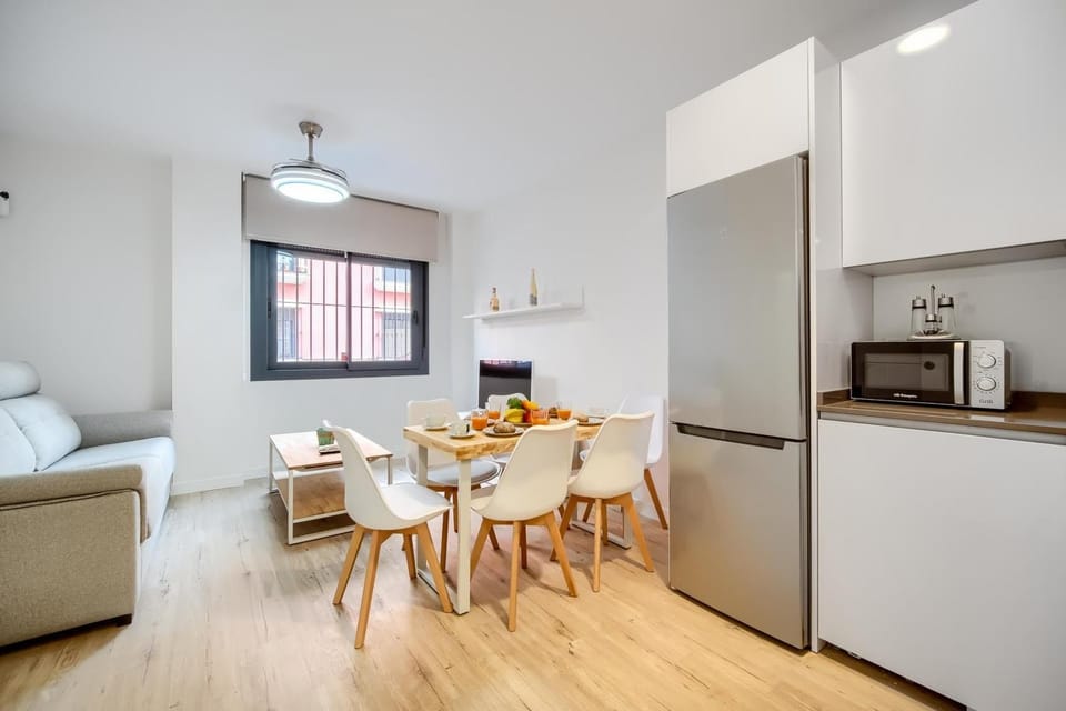 Communal lounge/ TV room, Kitchen or kitchenette, Living room, Shopping Area, minibar