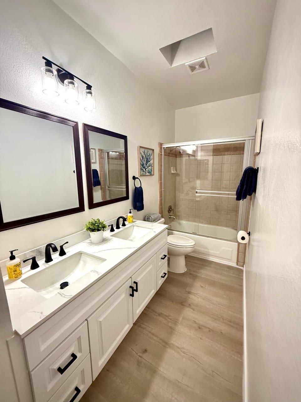 HubLife Your Private Oasis in the Heart of Marina del Rey Apartment in Culver City