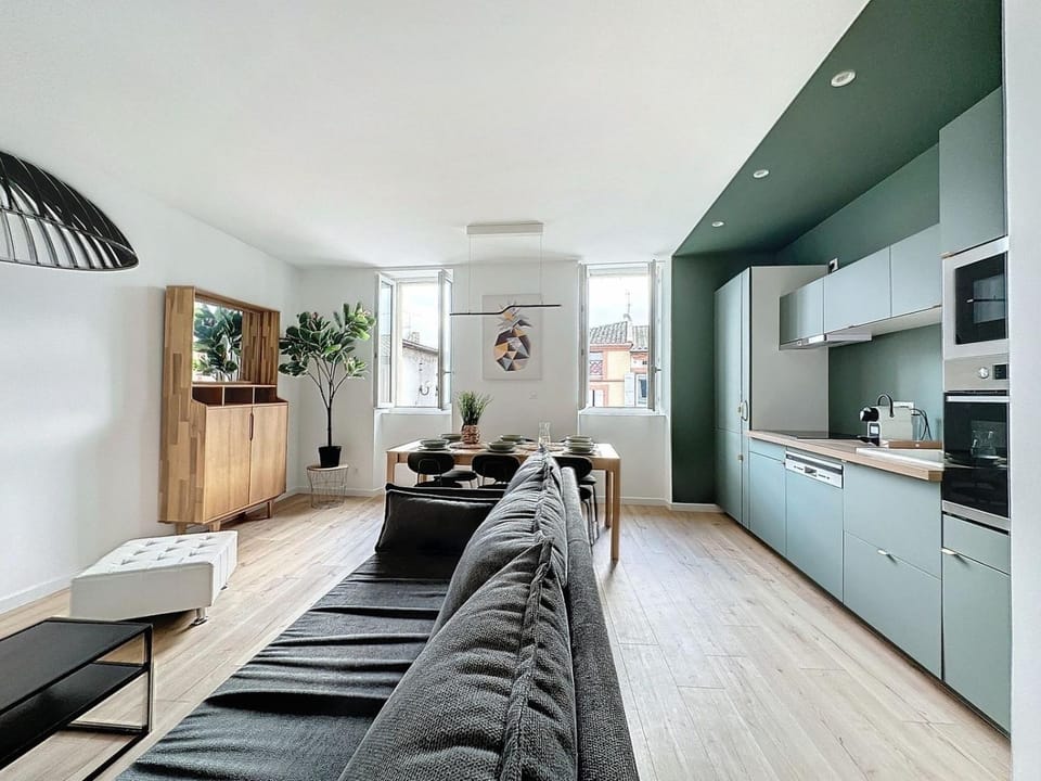 Living room, kitchen
