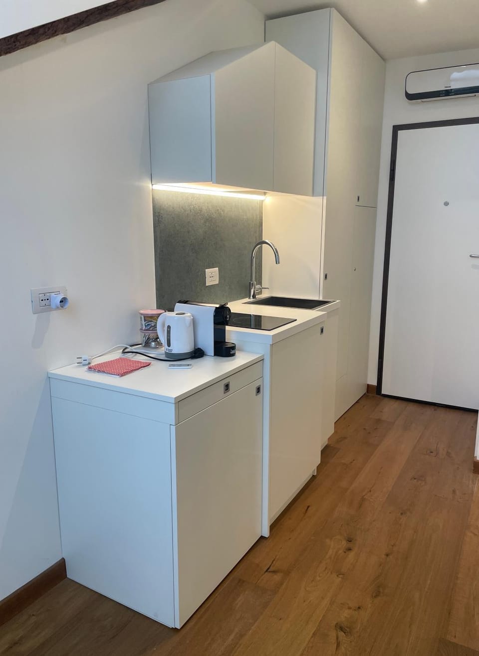 Mansarda (S4) Sacchi Apartment in Turin