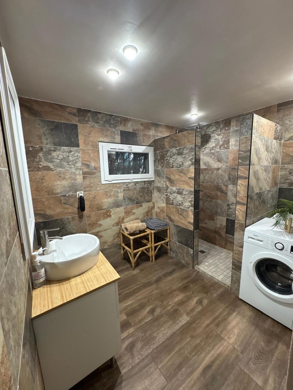 leverest rooms Bed and Breakfast in Marseille