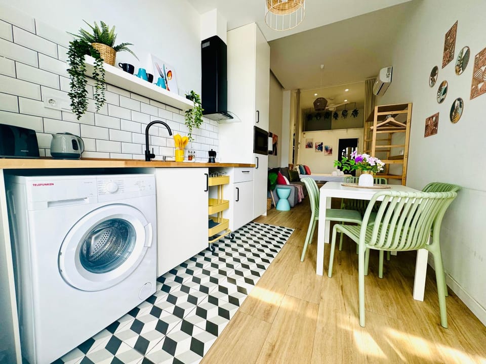 Nice & Cozy Flat Close The Beach Apartment in Valencia