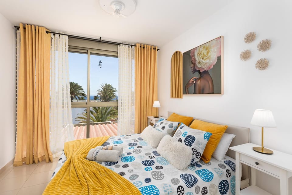 Bedroom, Sea view