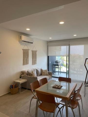 Living room, Dining area, air conditioner