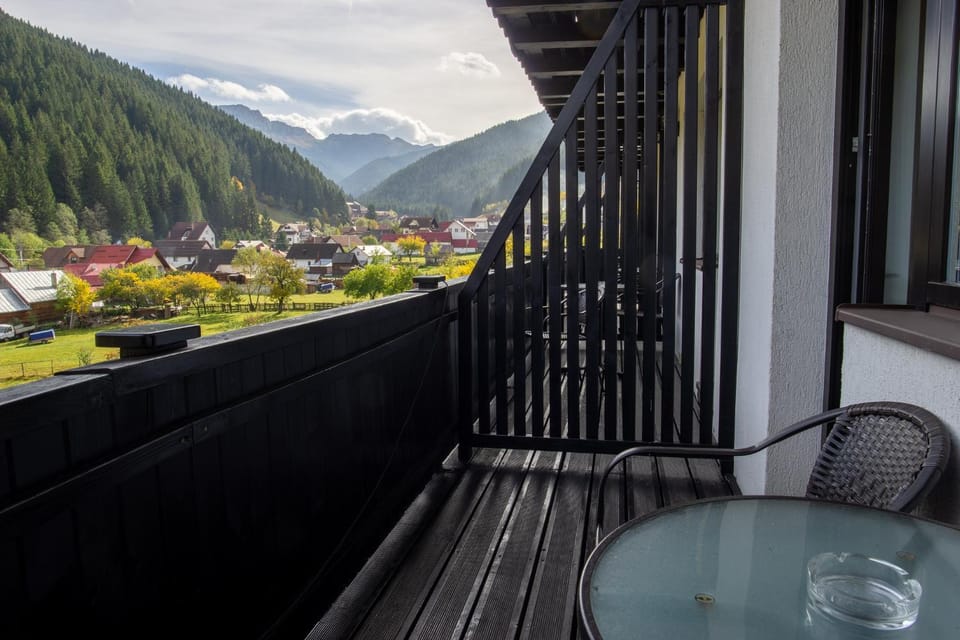 Poiana Soarelui Bed and Breakfast in Brașov County