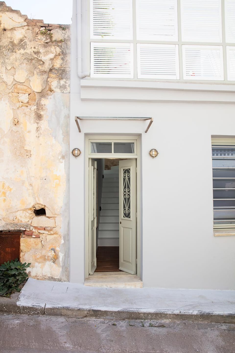 Facade/entrance