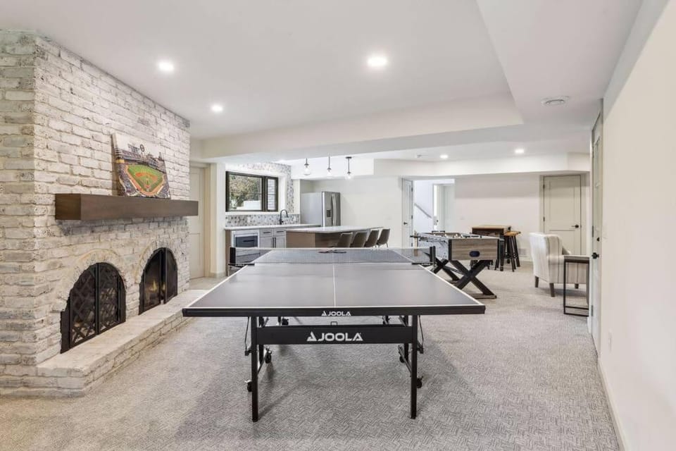 Luxury Hastings Home, Sleeps 18+ House in Hastings