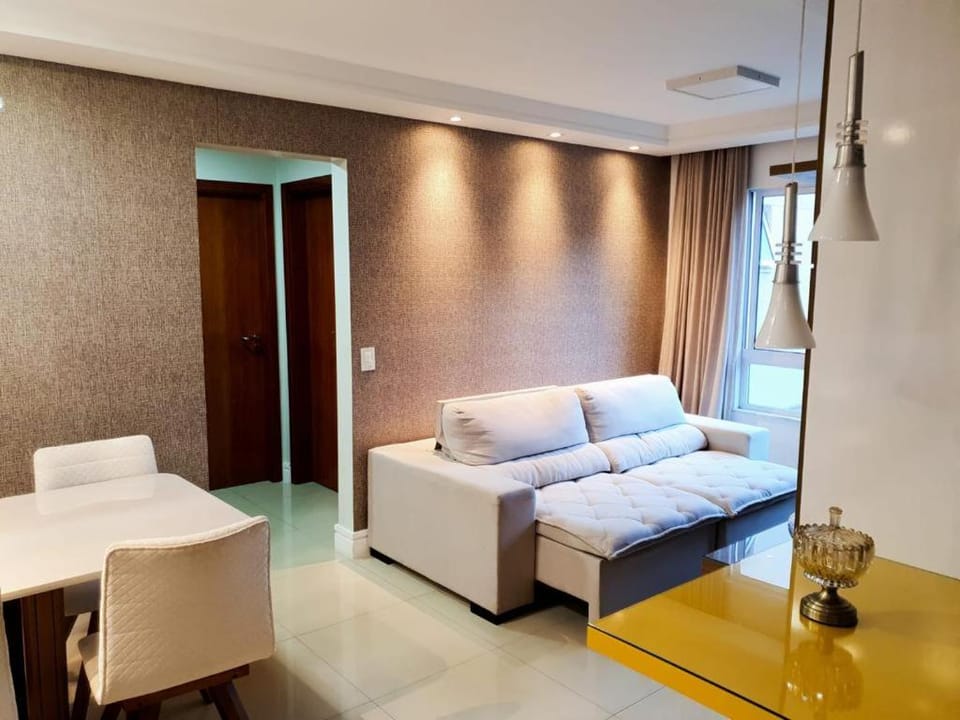 Bed, Living room, Photo of the whole room, Seating area